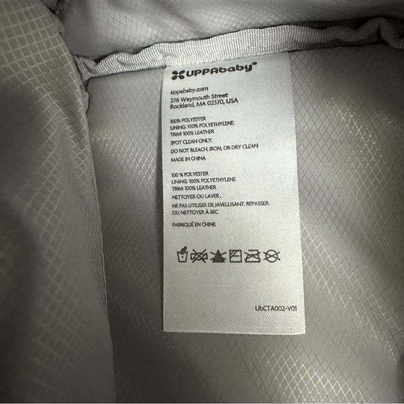 Gray Baby Bag with Minimalist Design and Durable Fabric - Picture 10 of 12